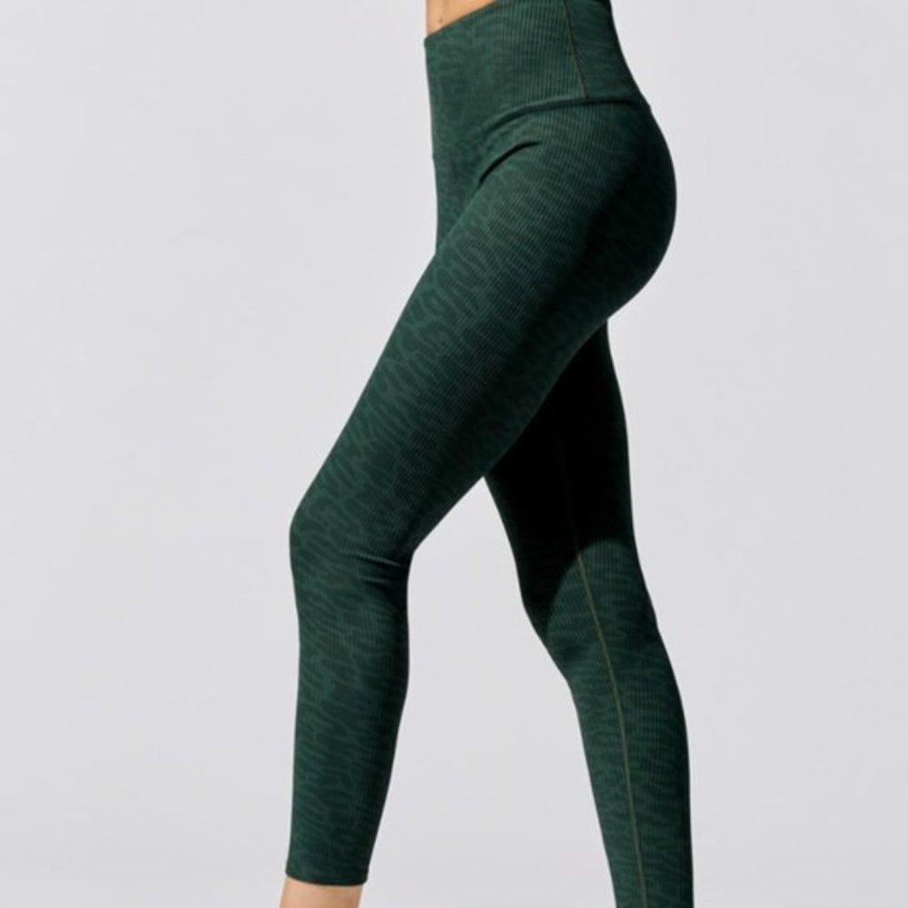 Leopard Print Dark Leaf Green Ribbed 7/8th length legging